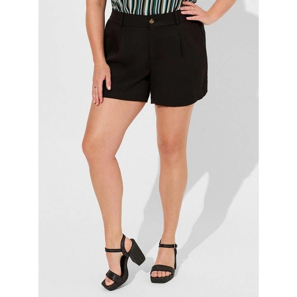 ✨2/$20 NWT Torrid Studio Linen Short Black Back Elastic Waist Pockets Size 10 - Picture 3 of 7
